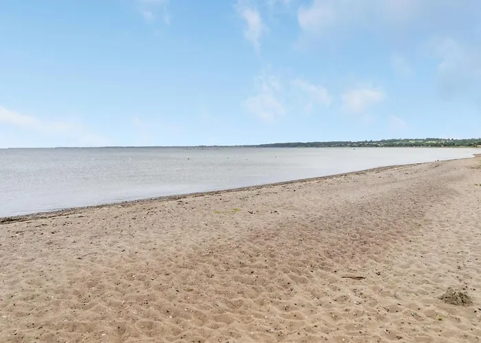 Sigurd - 20m From The Sea By Interhome