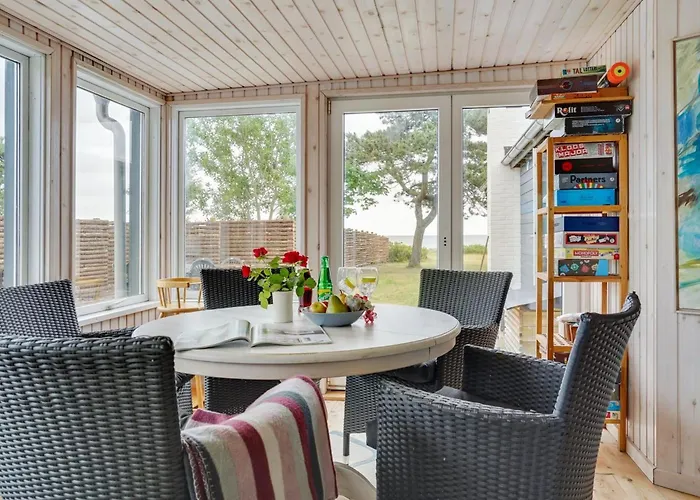 Semesterbostad Sigurd - 20m From The Sea By Interhome